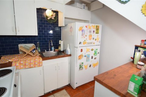 Propiedad comercial en venta en Saint Petersburg, Florida, 7 dormitorios, 227.15 m2 № 2091927 - foto 29