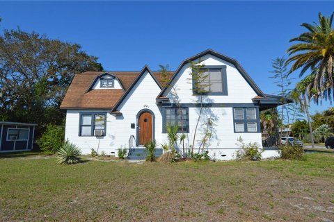 Propiedad comercial en venta en Saint Petersburg, Florida, 7 dormitorios, 227.15 m2 № 2091927 - foto 4