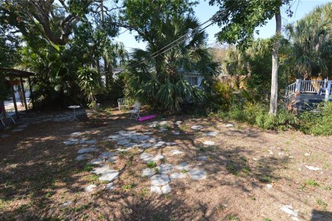 Propiedad comercial en venta en Saint Petersburg, Florida, 7 dormitorios, 227.15 m2 № 2091927 - foto 26