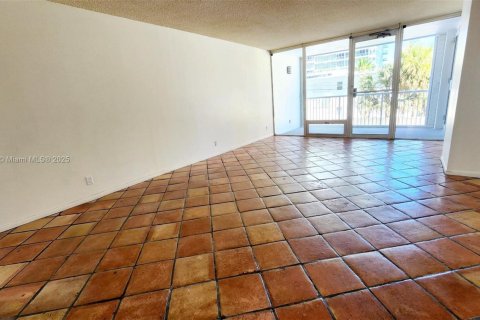 Condo in Fort Lauderdale, Florida, 2 bedrooms  № 1712710 - photo 14