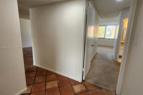 Condo in Fort Lauderdale, Florida, 2 bedrooms  № 1712710 - photo 26