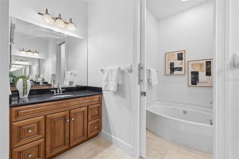 Touwnhouse à vendre à Tampa, Floride: 3 chambres, 218.78 m2 № 2147496 - photo 23