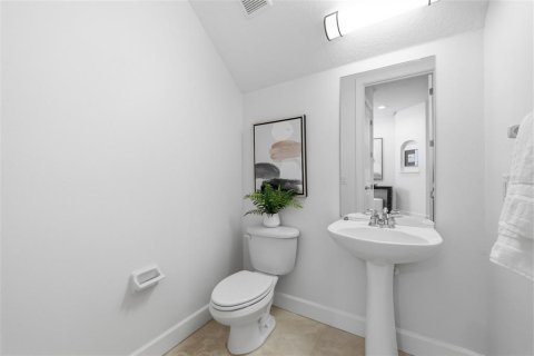 Touwnhouse à vendre à Tampa, Floride: 3 chambres, 218.78 m2 № 2147496 - photo 18