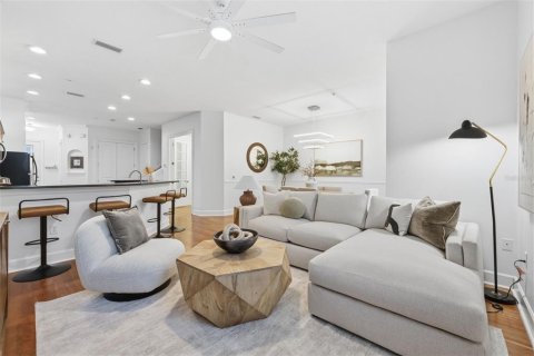 Touwnhouse à vendre à Tampa, Floride: 3 chambres, 218.78 m2 № 2147496 - photo 13