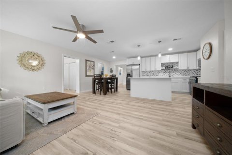 Casa en alquiler en Williston, Florida, 3 dormitorios, 169.45 m2 № 1837039 - foto 10