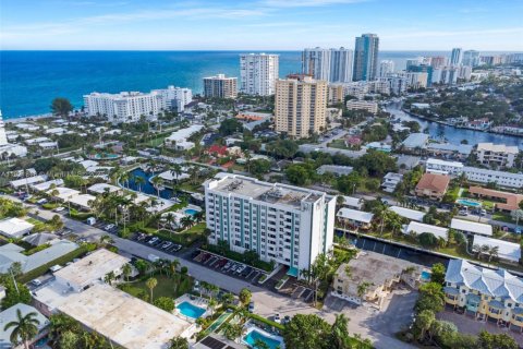 Condominio en venta en Pompano Beach, Florida, 2 dormitorios, 133.22 m2 № 2035312 - foto 2