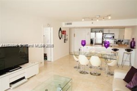 Copropriété à louer à North Bay Village, Floride: 2 chambres, 95.69 m2 № 1923745 - photo 9