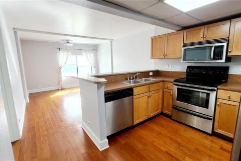 Condominio en alquiler en Orlando, Florida, 1 dormitorio, 59.92 m2 № 1904192 - foto 8