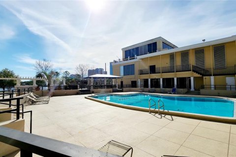 Condominio en alquiler en Orlando, Florida, 1 dormitorio, 59.92 m2 № 1904192 - foto 20