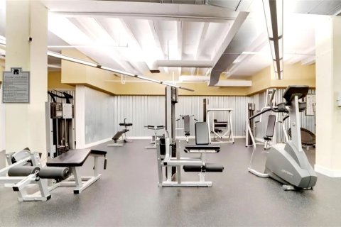 Condominio en alquiler en Orlando, Florida, 1 dormitorio, 59.92 m2 № 1904192 - foto 25