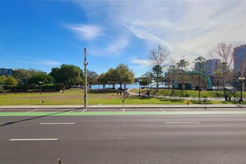 Condominio en alquiler en Orlando, Florida, 1 dormitorio, 59.92 m2 № 1904192 - foto 2