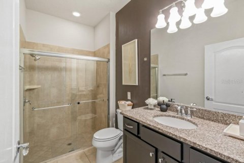 Adosado en venta en Kissimmee, Florida, 5 dormitorios, 210.24 m2 № 2215188 - foto 15