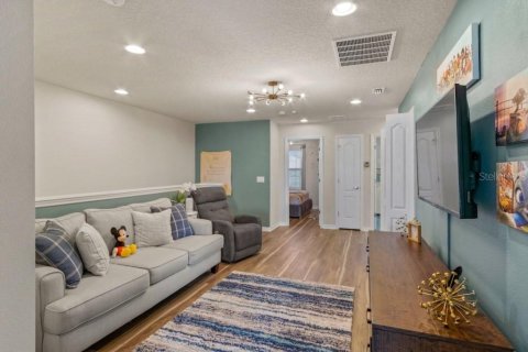 Adosado en venta en Kissimmee, Florida, 5 dormitorios, 210.24 m2 № 2215188 - foto 12