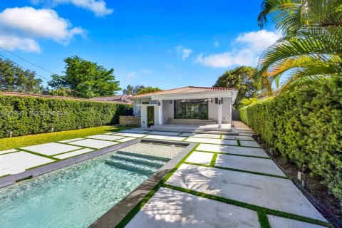 Villa ou maison à vendre à Miami, Floride: 3 chambres, 131.18 m2 № 2431281 - photo 23