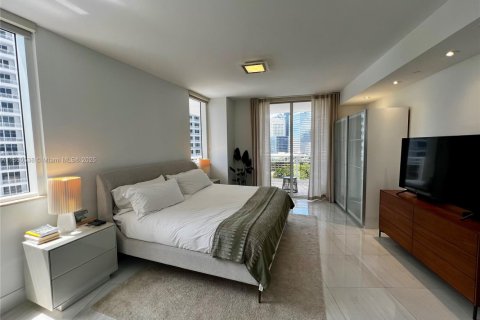 Condo in Miami, Florida, 2 bedrooms  № 1891979 - photo 12