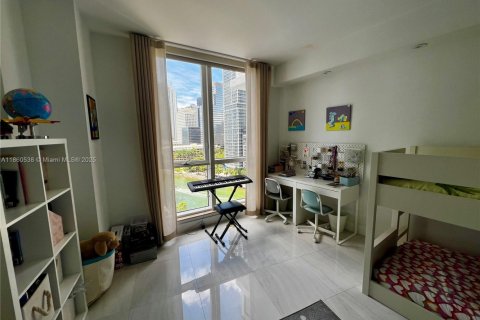 Condo in Miami, Florida, 2 bedrooms  № 1891979 - photo 19