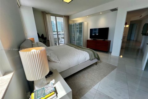 Copropriété à louer à Miami, Floride: 2 chambres, 131.74 m2 № 1891979 - photo 13