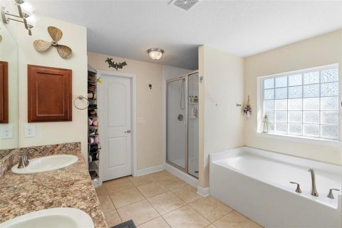 Casa en venta en Leesburg, Florida, 4 dormitorios, 272.3 m2 № 1718565 - foto 26