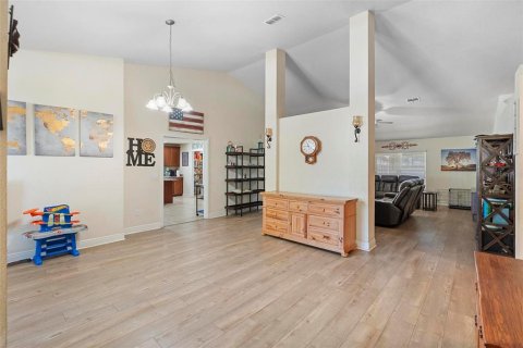 Casa en venta en Leesburg, Florida, 4 dormitorios, 272.3 m2 № 1718565 - foto 19