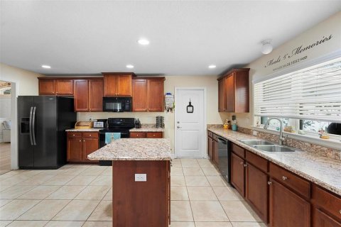 Casa en venta en Leesburg, Florida, 4 dormitorios, 272.3 m2 № 1718565 - foto 10