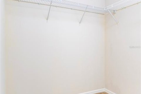 Condo in Winter Garden, Florida, 2 bedrooms  № 1845169 - photo 18