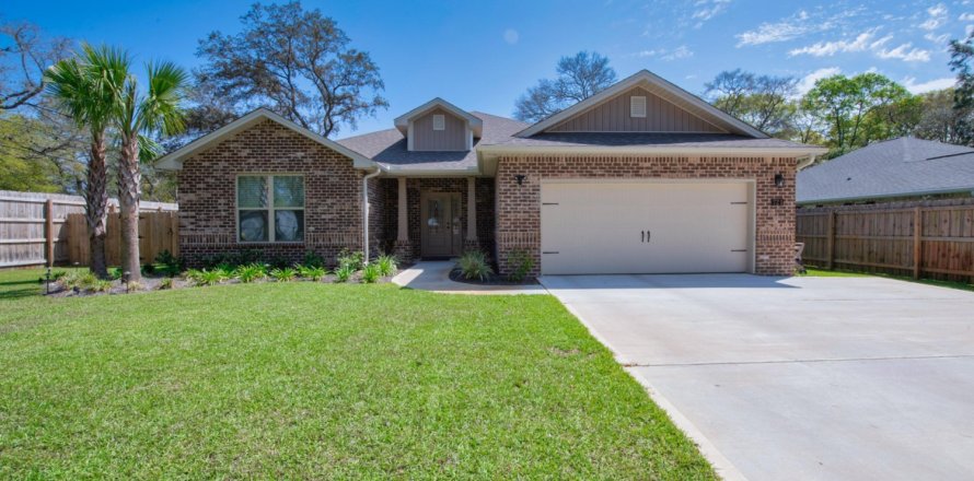 House in Fort Walton Beach, Florida 4 bedrooms, 202.43 sq.m. № 561530