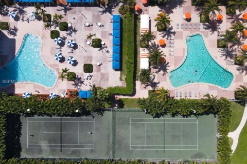 Condominio en alquiler en Sunny Isles Beach, Florida, 1 dormitorio, 93.37 m2 № 2085808 - foto 26