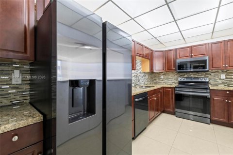 Condominio en alquiler en Sunny Isles Beach, Florida, 1 dormitorio, 93.37 m2 № 2085808 - foto 7