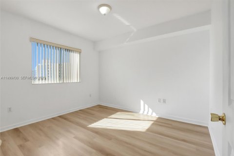 Appartement à louer à Cutler Bay, Floride: 2 chambres, 83.61 m2 № 1989480 - photo 8