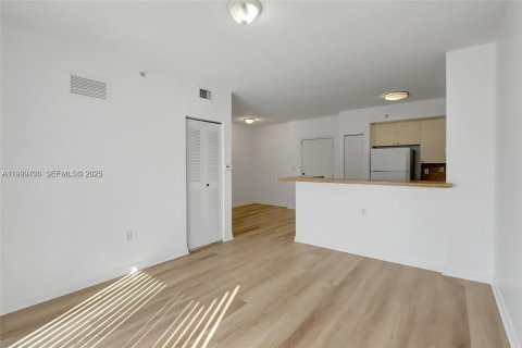 Appartement à louer à Cutler Bay, Floride: 2 chambres, 83.61 m2 № 1989480 - photo 7