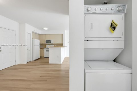 Appartement à louer à Cutler Bay, Floride: 2 chambres, 83.61 m2 № 1989480 - photo 10