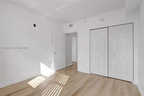 Appartement à louer à Cutler Bay, Floride: 2 chambres, 83.61 m2 № 1989480 - photo 9