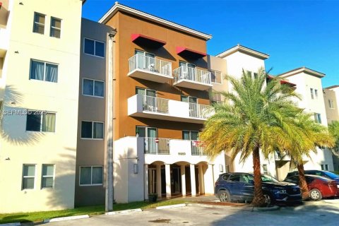 Appartement à Cutler Bay, Floride 2 chambres, 83.61 m2 № 1989480