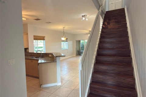 Adosado en alquiler en Tamarac, Florida, 3 dormitorios, 132.66 m2 № 2085870 - foto 5