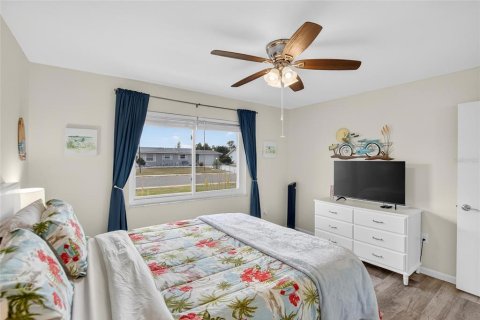 Villa ou maison à vendre à Sun City Center, Floride: 2 chambres, 163.6 m2 № 2231308 - photo 24