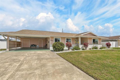 Villa ou maison à vendre à Sun City Center, Floride: 2 chambres, 163.6 m2 № 2231308 - photo 6