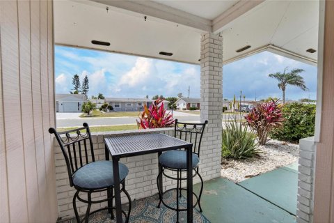 Villa ou maison à vendre à Sun City Center, Floride: 2 chambres, 163.6 m2 № 2231308 - photo 8