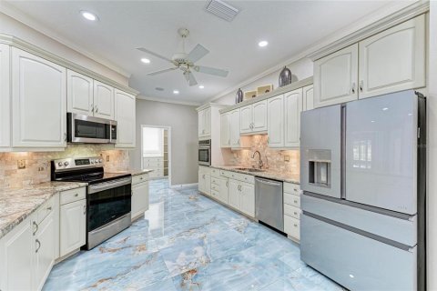 House in Sarasota, Florida 5 bedrooms, 274.34 sq.m. № 2204090 - photo 26