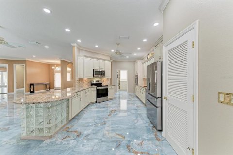 House in Sarasota, Florida 5 bedrooms, 274.34 sq.m. № 2204090 - photo 25