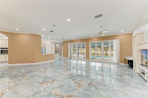 House in Sarasota, Florida 5 bedrooms, 274.34 sq.m. № 2204090 - photo 19