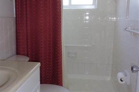 Condo in Seminole, Florida, 1 bedroom  № 1723034 - photo 16