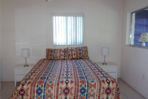 Condo in Seminole, Florida, 1 bedroom  № 1723034 - photo 19