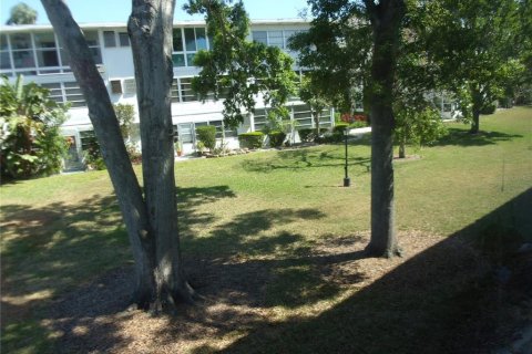 Condo in Seminole, Florida, 1 bedroom  № 1723034 - photo 25