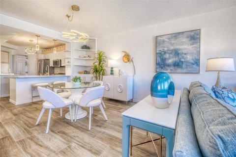 Купить кондоминиум в Норт-Редингтон-Бич, Флорида 3 комнаты, 121.42м2, № 2102260 - фото 8