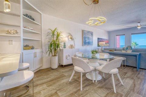 Купить кондоминиум в Норт-Редингтон-Бич, Флорида 3 комнаты, 121.42м2, № 2102260 - фото 17