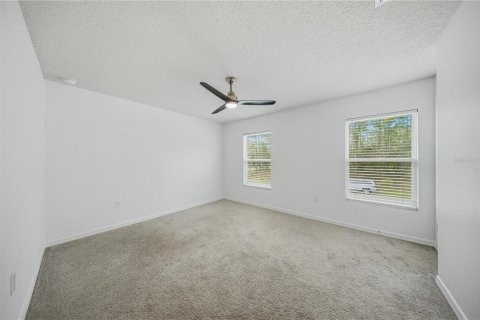 Villa ou maison à vendre à Citrus Springs, Floride: 4 chambres, 193.52 m2 № 2398512 - photo 27