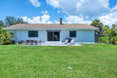 House in Englewood, Florida 3 bedrooms, 172.43 sq.m. № 1893991 - photo 28