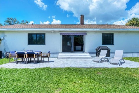 House in Englewood, Florida 3 bedrooms, 172.43 sq.m. № 1893991 - photo 25