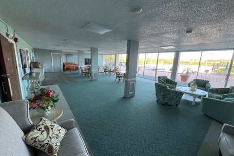 Condominio en alquiler en Winter Haven, Florida, 2 dormitorios, 110.55 m2 № 1568587 - foto 7