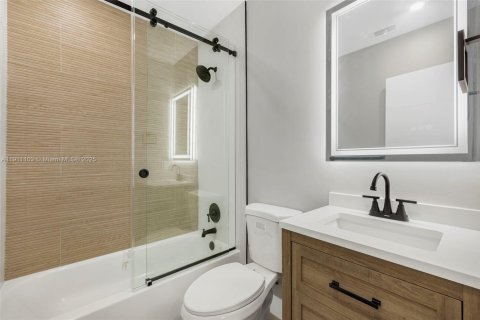 Immobilier commercial à vendre à Miami, Floride: 112.88 m2 № 1966962 - photo 19